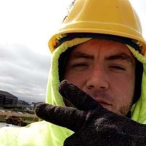 Meet your Posher, Carlos